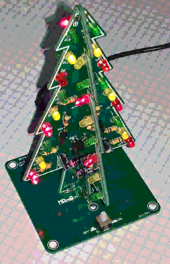 e-christmas-tree.jpg